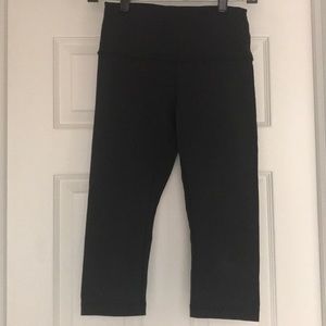 Wunder Under Crop (High-Rise)